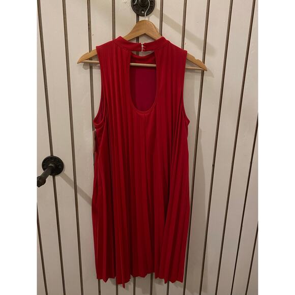 Red Dress Plenty by Tracy Reese - Picture 2 of 8
